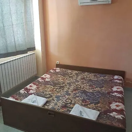 помодиана Penzion *