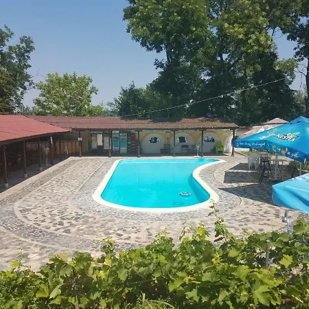 помодиана Penzion *